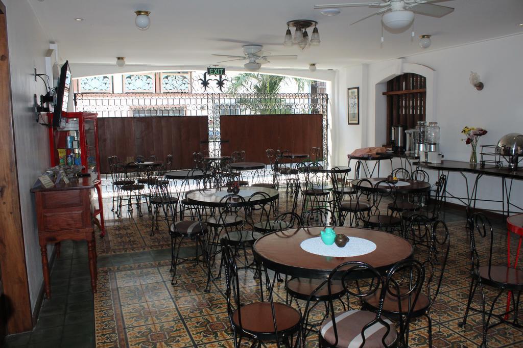 Hotel Felicidad Vigan Exterior photo
